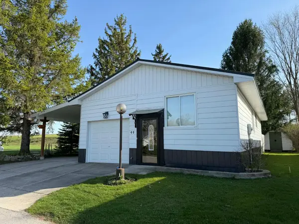 44 Briarwood CRES, North Huron, ON N0G 2W0