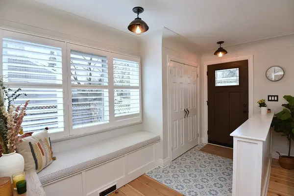 16 Church ST, Hamilton, ON L0R 2H0