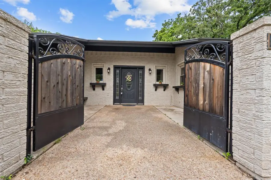 500 Queensway Road, Willow Park, TX 76087