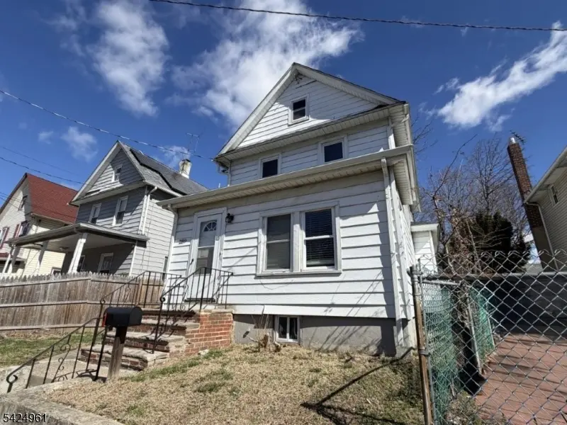 289 Watson Ave, Plainfield City, NJ 07062