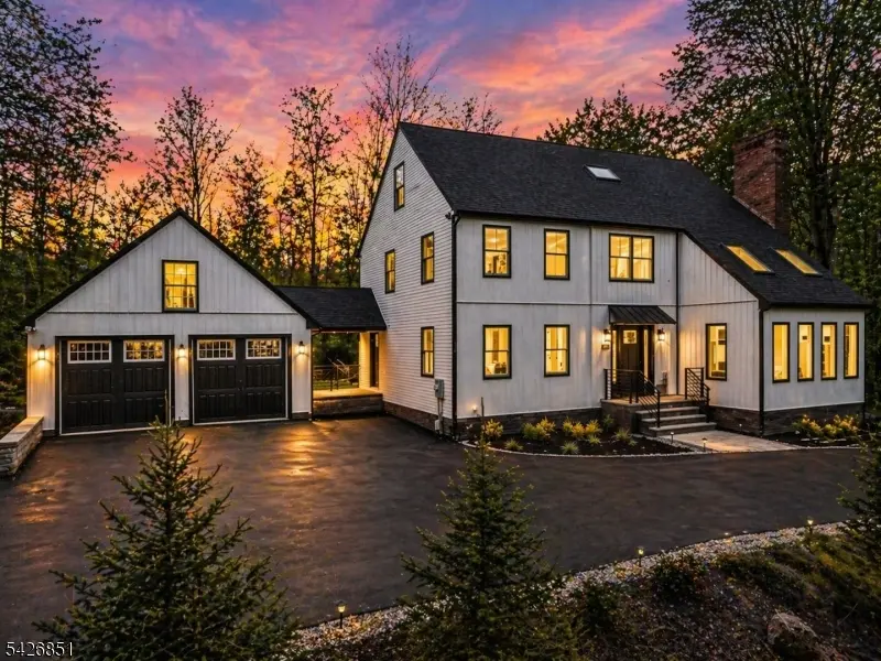 144 Van Dyke Rd, Hopewell Twp., NJ 08525