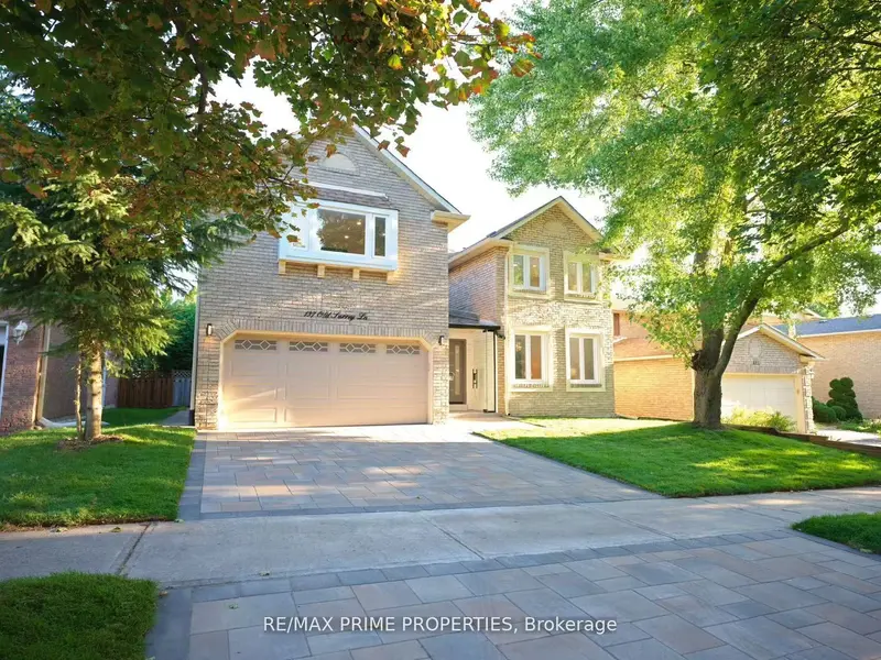 137 Old Surrey LN, Richmond Hill, ON L4C 6R9