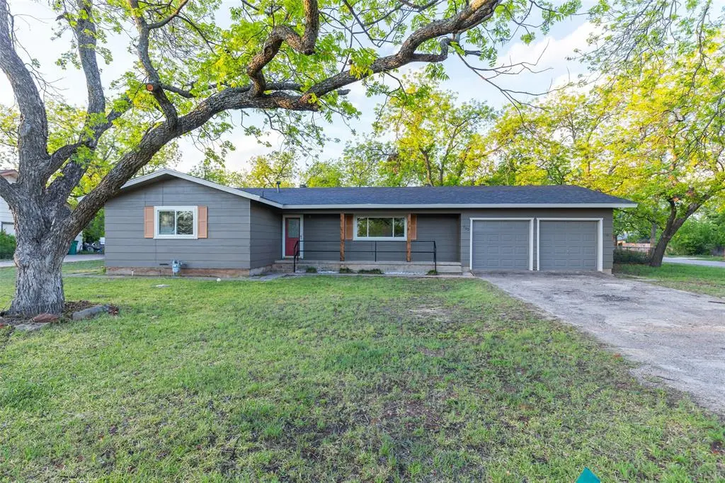 703 Cherry Heights, Clyde, TX 79510
