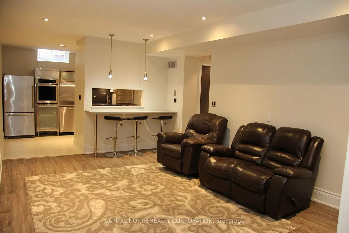 7 Compton CRES #BSMT, Toronto W05, ON M3M 2C3