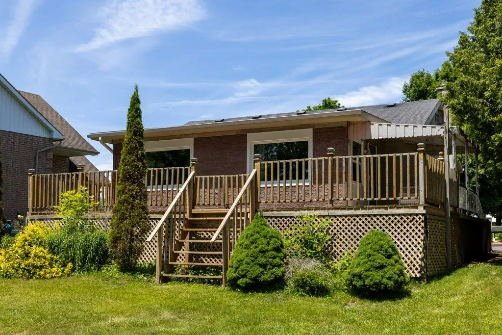 84 Main ST, Deseronto, ON K0K 1X0