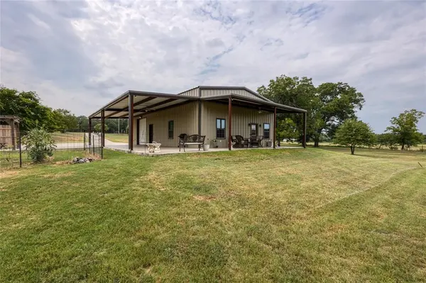 210 Spring Branch Trail N, Springtown, TX 76082