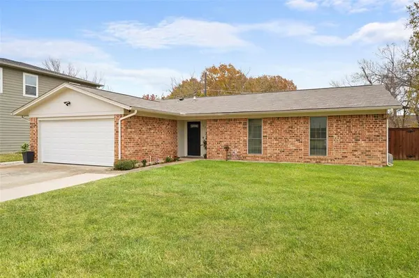 3304 Huisache Street, Denton, TX 76209