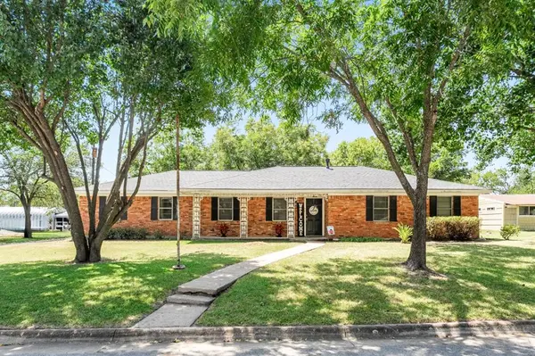 508 W 9th Street,  Kemp,  TX 75143