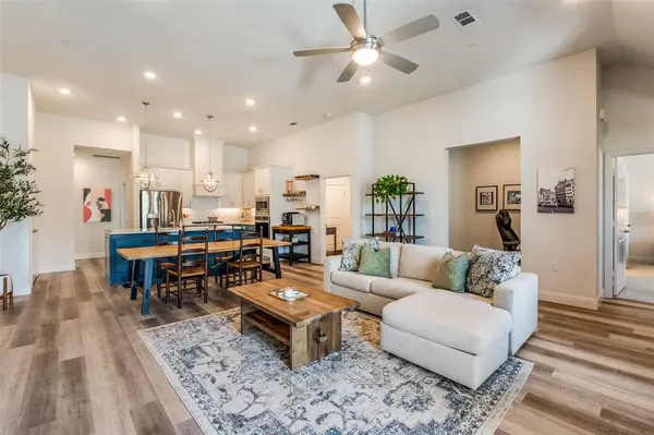 3851 Sand Lily Lane, Prosper, TX 75078