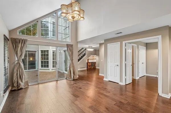 17905 Windflower Way #107, Dallas, TX 75252