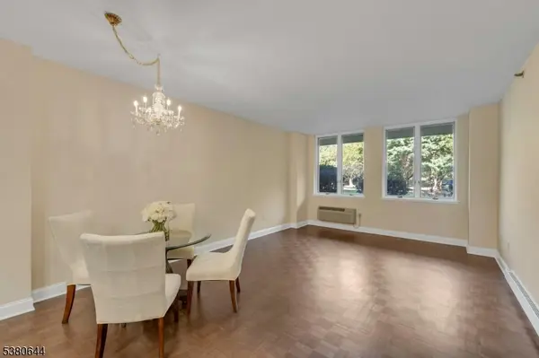 10 Smith Manor Blvd #105, West Orange Twp., NJ 07052