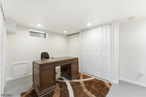 16 Steiner Pl, North Plainfield Boro, NJ 07060