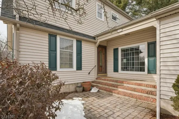 580 Heritage Rd, Long Hill Twp., NJ 07946