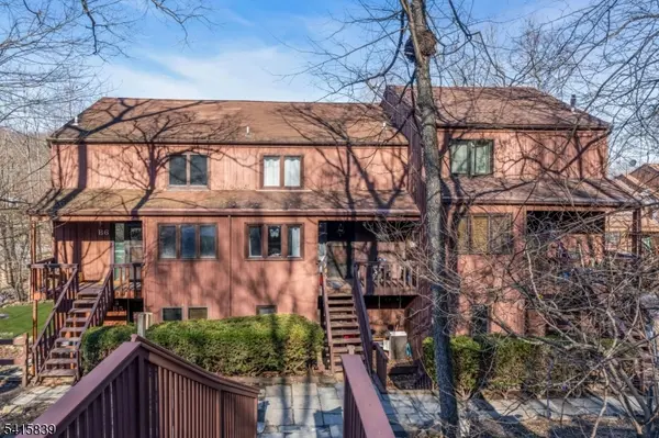 9 Village Way #6,  Vernon Twp.,  NJ 07462