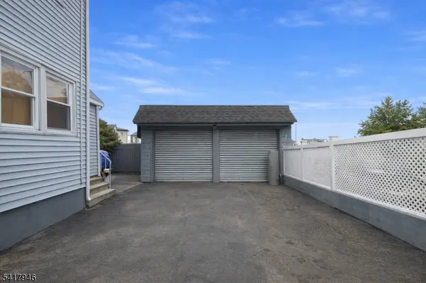 369 Totowa Ave, Paterson City, NJ 07502