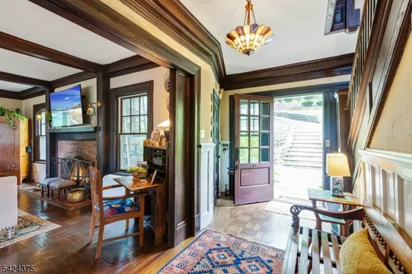 18 Ball Road, Mountain Lakes Boro, NJ 07046