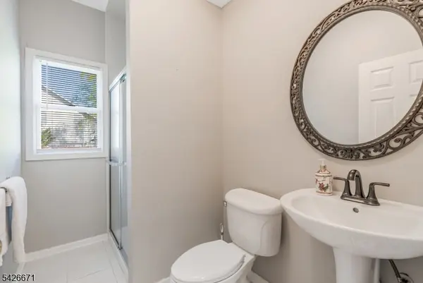 39 Briarwood Drive East, Warren Twp., NJ 07059