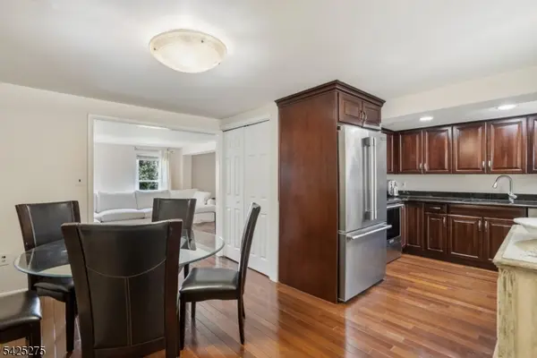 8 Morris Tpke, Randolph Twp., NJ 07869