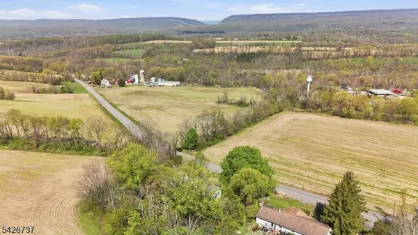 117 Linaberry Rd, Knowlton Twp., NJ 07832