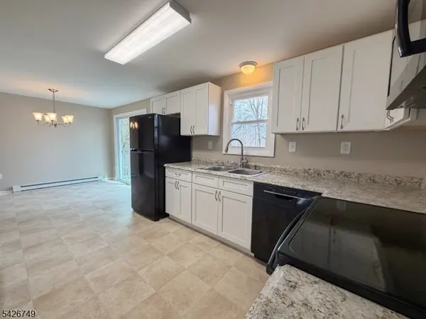 9 Fern Ct, Wantage Twp., NJ 07461