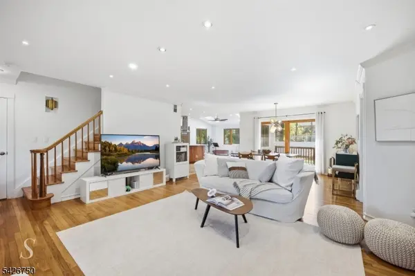 5 Franciscan Way, Fair Lawn Boro, NJ 07410