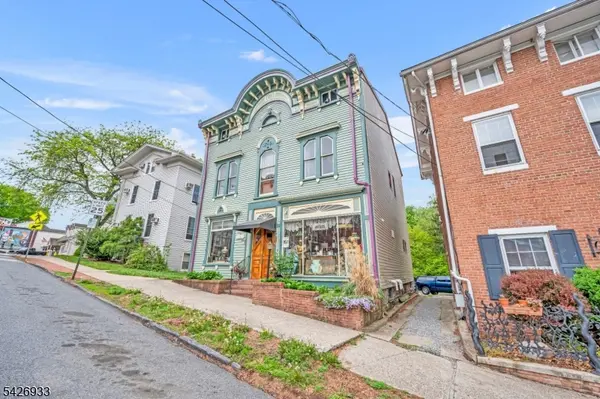 16 Greenwich St, Belvidere Twp., NJ 07823