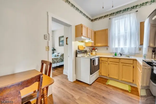 16 Greenwich St, Belvidere Twp., NJ 07823