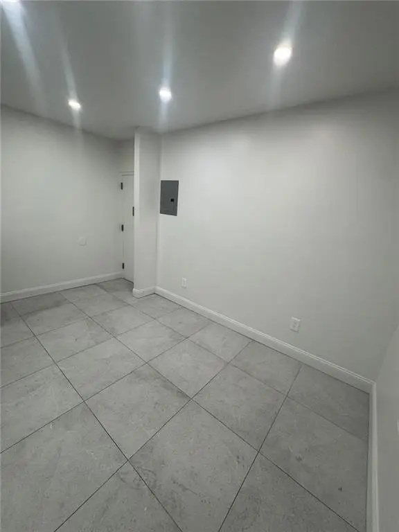 518 86th ST #3, Brooklyn, NY 11209