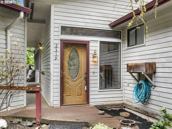 2319 EMERALD DR NW, Salem, OR 97304