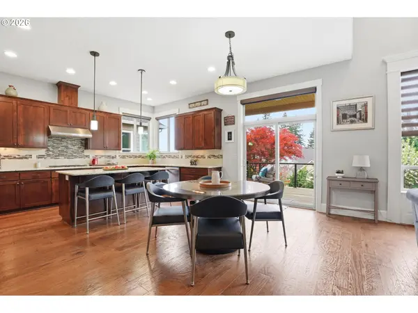 752 W T ST, Washougal, WA 98671