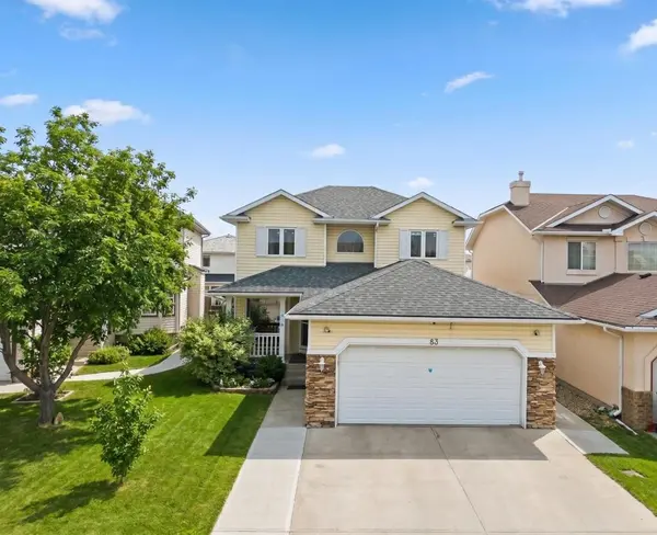 83 Coral Springs GRV NE, Calgary, AB T3J 3T7