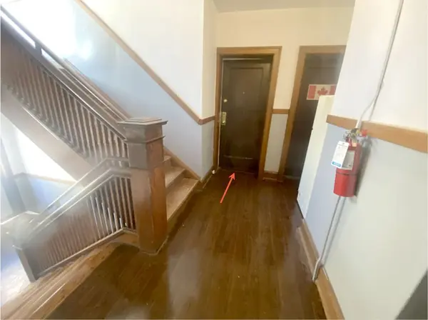 125 Earl PL #221, Toronto C08, ON M4Y 1M4