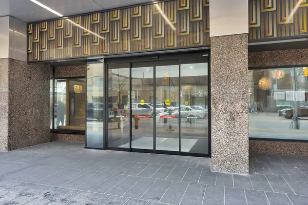 45 Carlton ST #1114, Toronto C08, ON M5B 2H9