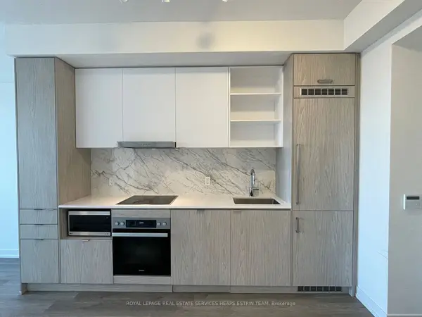 55 Cooper ST #6606, Toronto C08, ON M5E 0G1