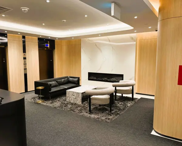 185 Alberta AVE #306, Toronto C03, ON M6C 0A5