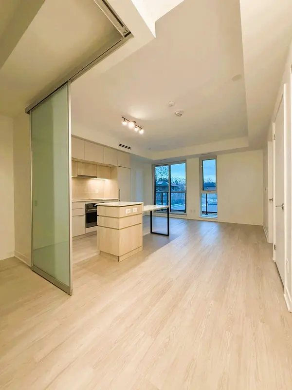 185 Alberta AVE #306, Toronto C03, ON M6C 0A5