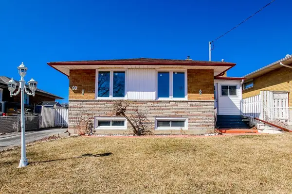 90 Mountland DR #Main, Toronto E09, ON M1G 2P1