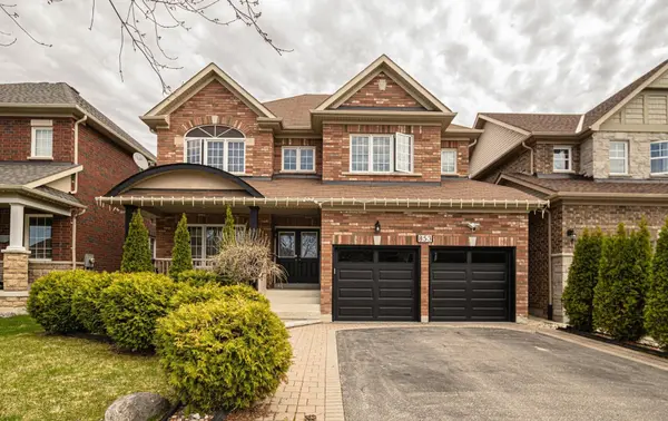 853 Barbados ST, Oshawa, ON L1J 0A4