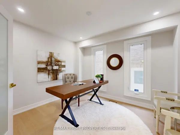 137 Old Surrey LN, Richmond Hill, ON L4C 6R9