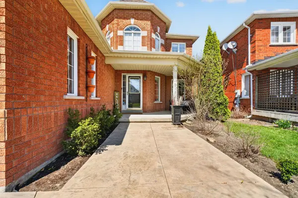 38 Helmsdale AVE, Vaughan, ON L6A 2G5
