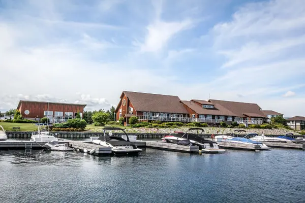 835 Suncrest CIR, Collingwood, ON L9Y 5C7