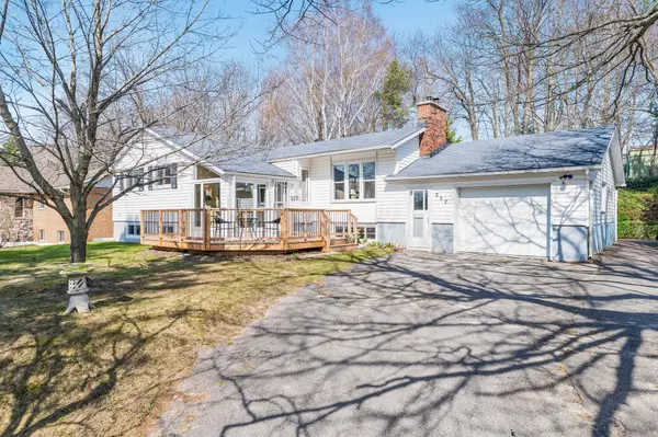 257 Church ST, Penetanguishene, ON L9M 1G6