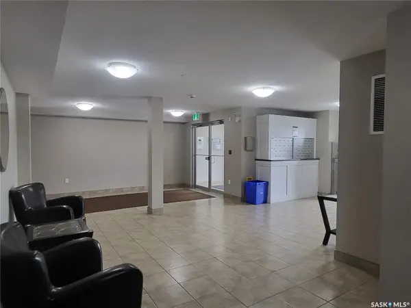 2141 Larter ROAD #405, Estevan, SK S4A 2Y5