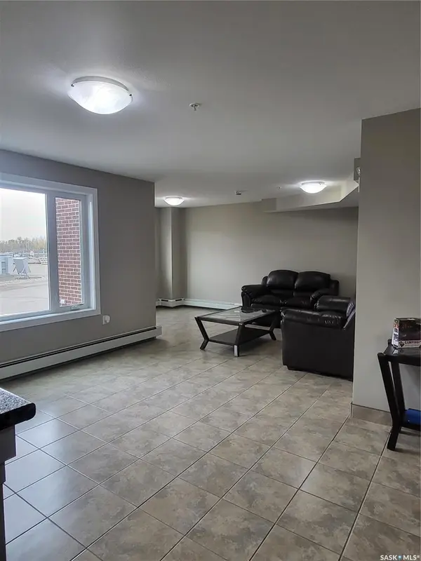 2141 Larter ROAD #405, Estevan, SK S4A 2Y5