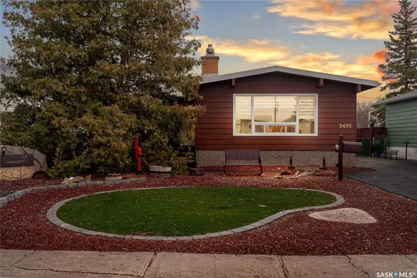 3435 Wascana STREET, Regina, SK S4S 2H2
