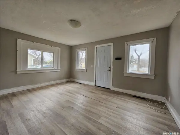 1432 105th STREET, North Battleford, SK S9A 1T3