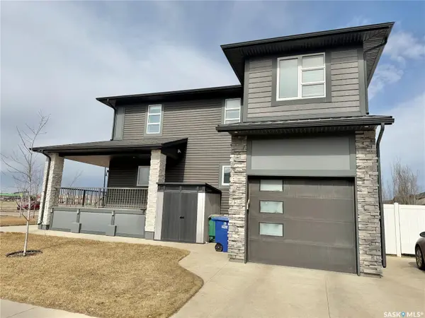 254 Brighton GATE, Saskatoon, SK S7V 0R1