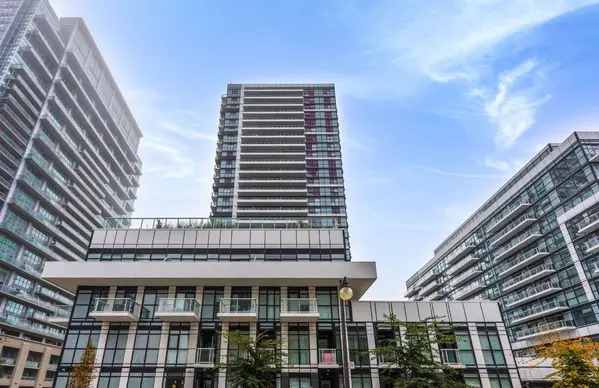 251 Manitoba ST #317, Toronto W06, ON M8Y 0C7