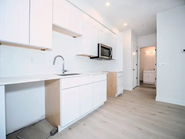 57 CARLISLE ST #904, St. Catharines, ON L2R 7N6