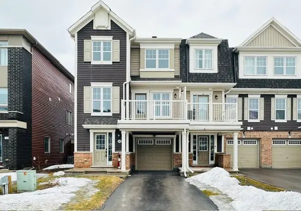 20 Squashberry LN, Kanata, ON K2V 0K1
